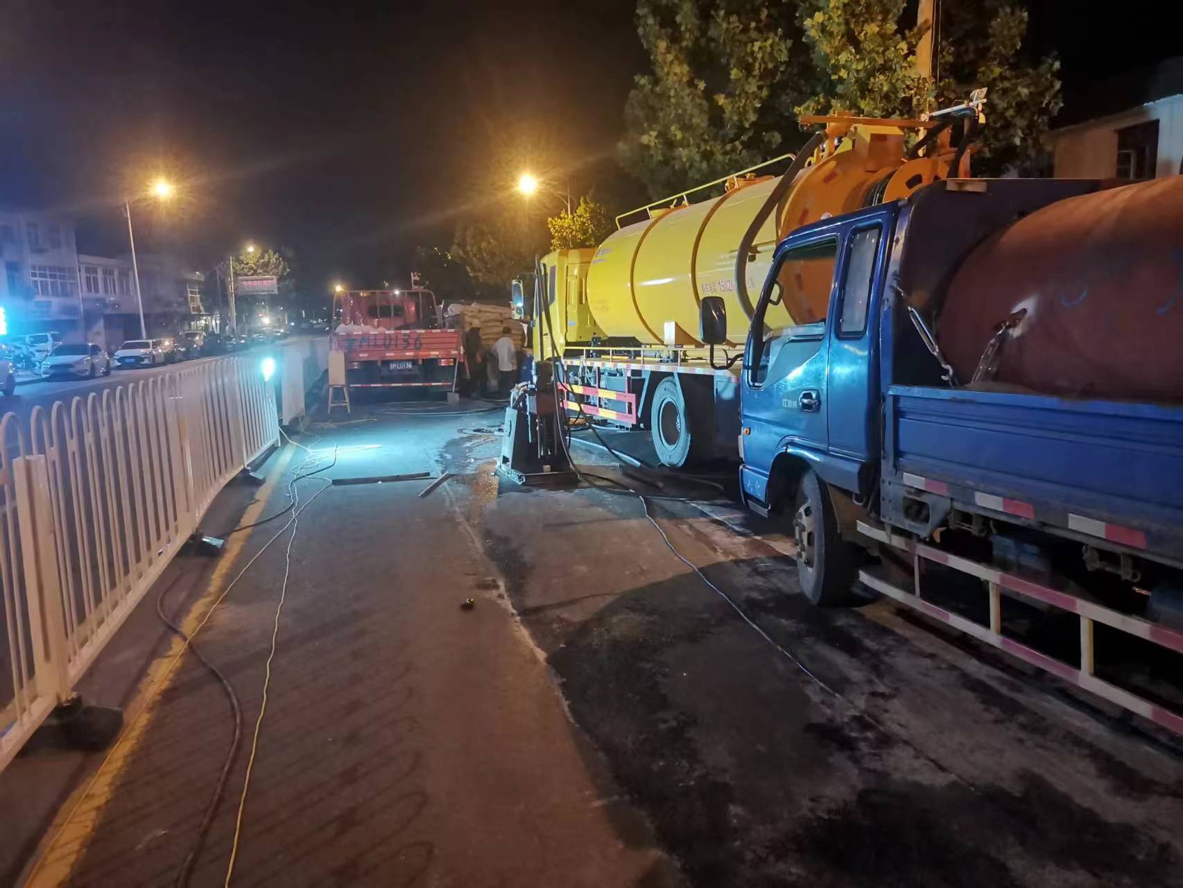 扎鲁特路面压密注浆